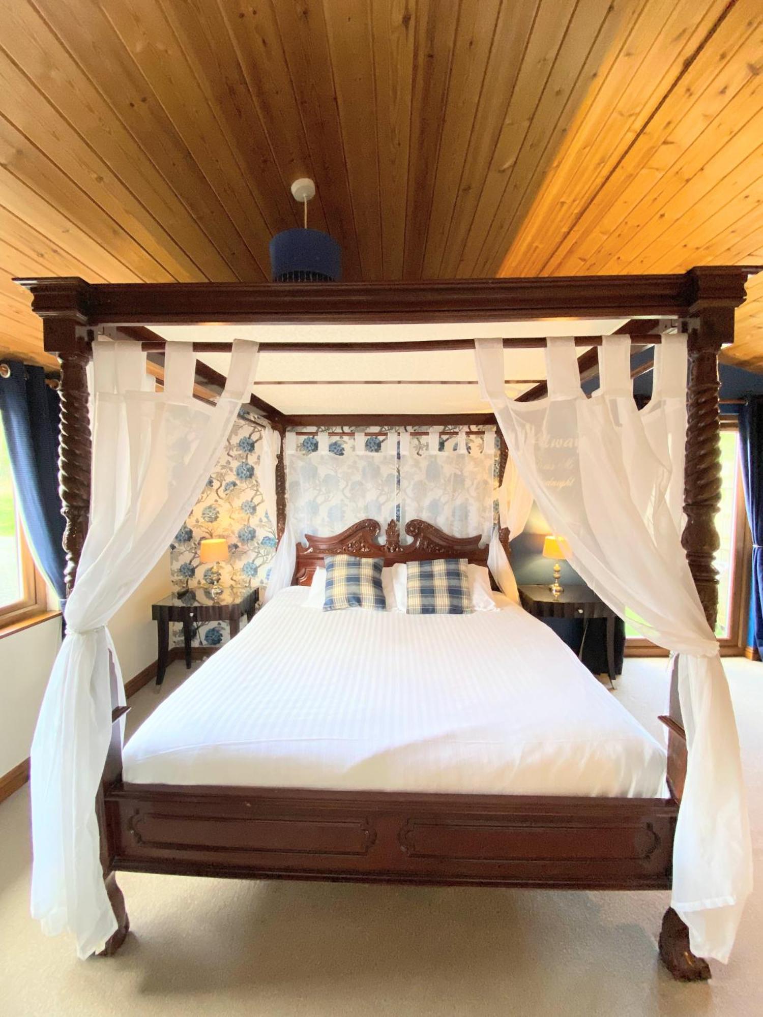 Vila Lomond 5 With Private Hot Tub - Fife - Loch Leven - Lomond Hills - Pet Friendly Kelty Exteriér fotografie