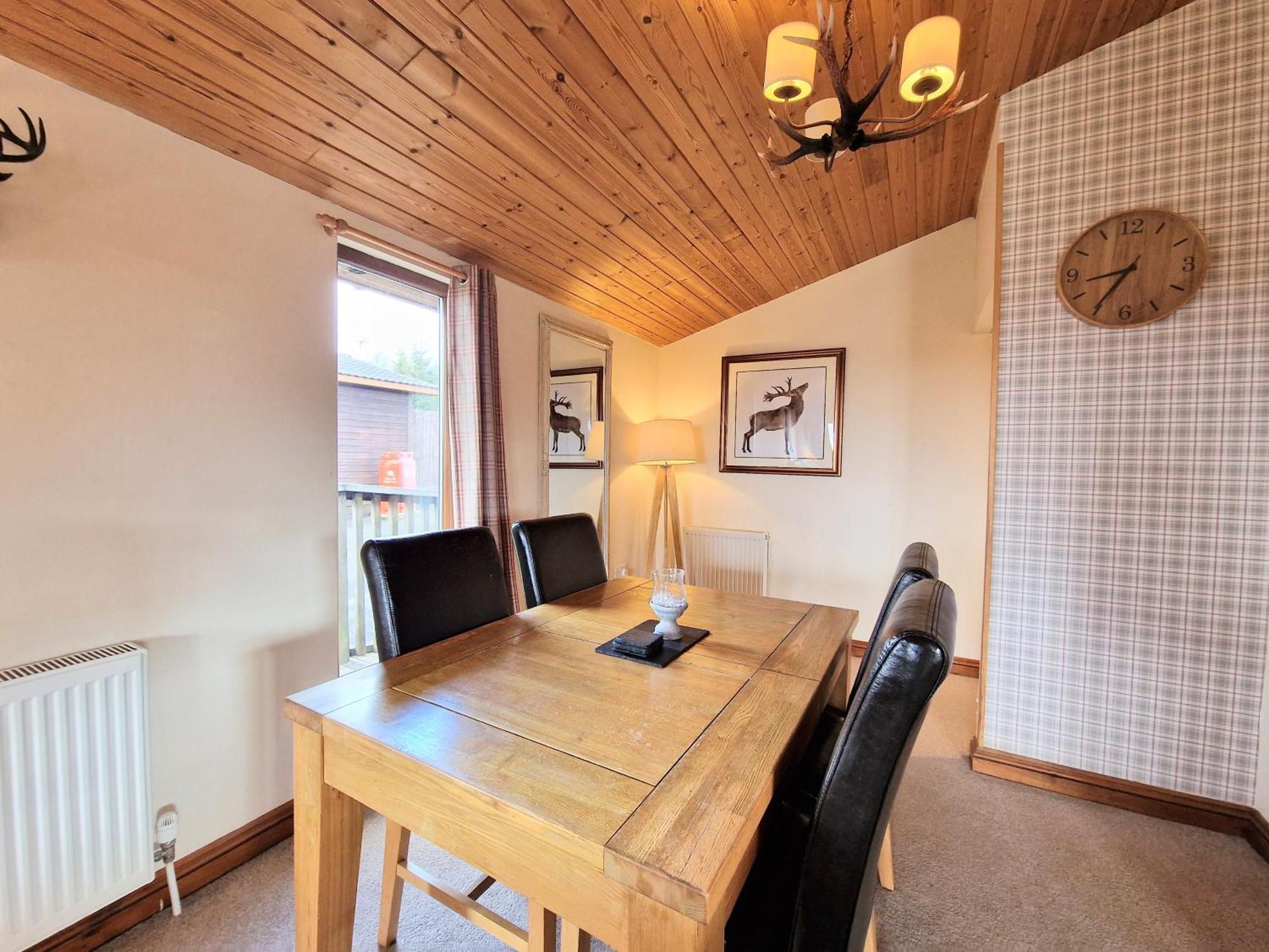 Vila Lomond 5 With Private Hot Tub - Fife - Loch Leven - Lomond Hills - Pet Friendly Kelty Exteriér fotografie