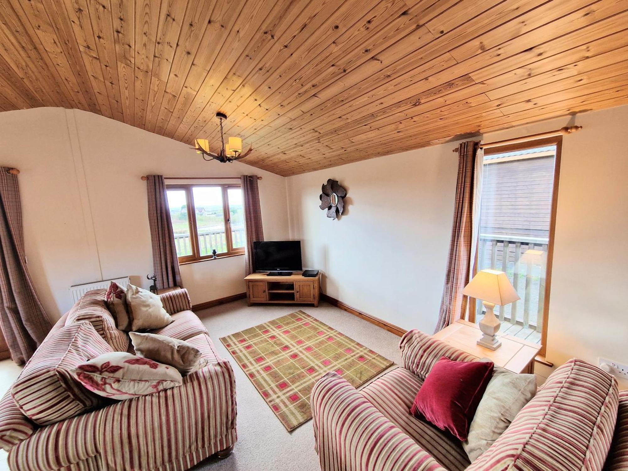 Vila Lomond 5 With Private Hot Tub - Fife - Loch Leven - Lomond Hills - Pet Friendly Kelty Exteriér fotografie